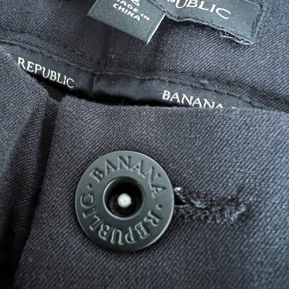 Banana Republic Black cropped skinny pants